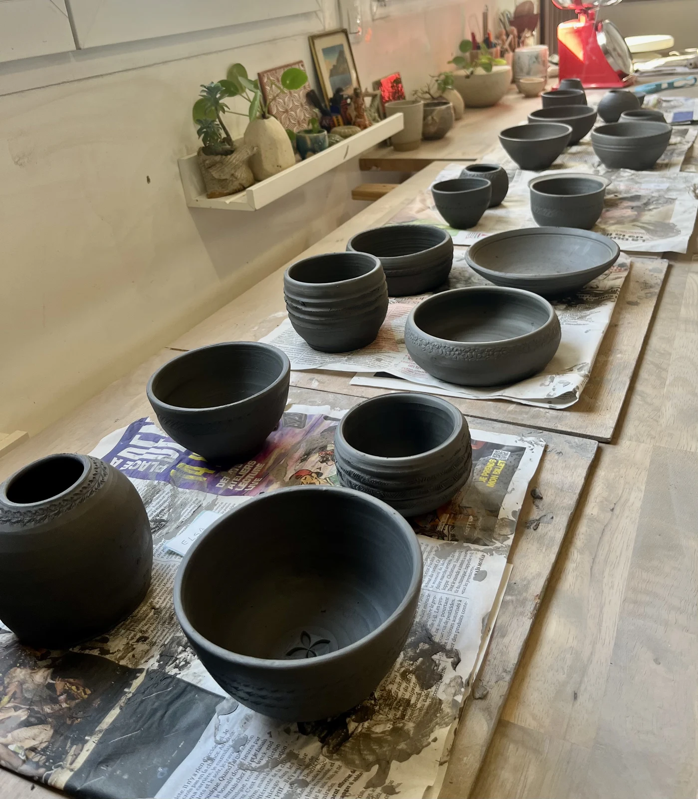 Pièces noires en cours de réalisation