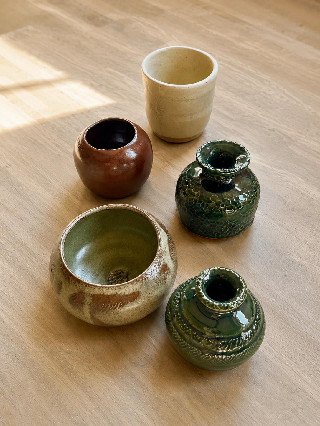 Vases tournés et émaillés